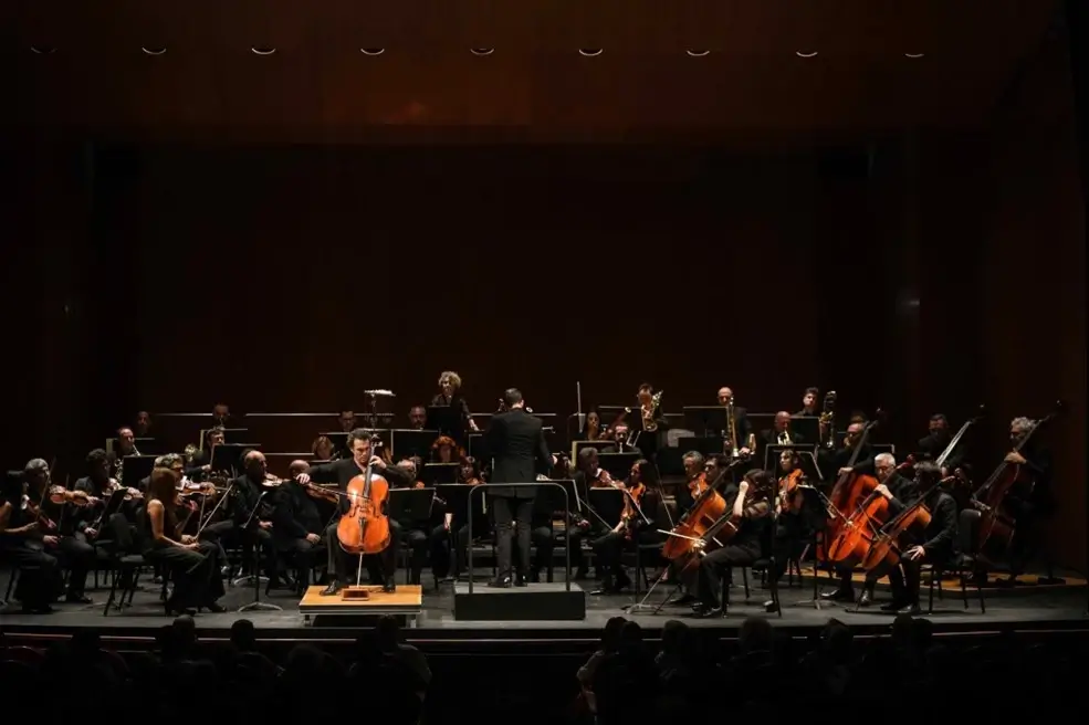 Universo romántico para el   final de temporada