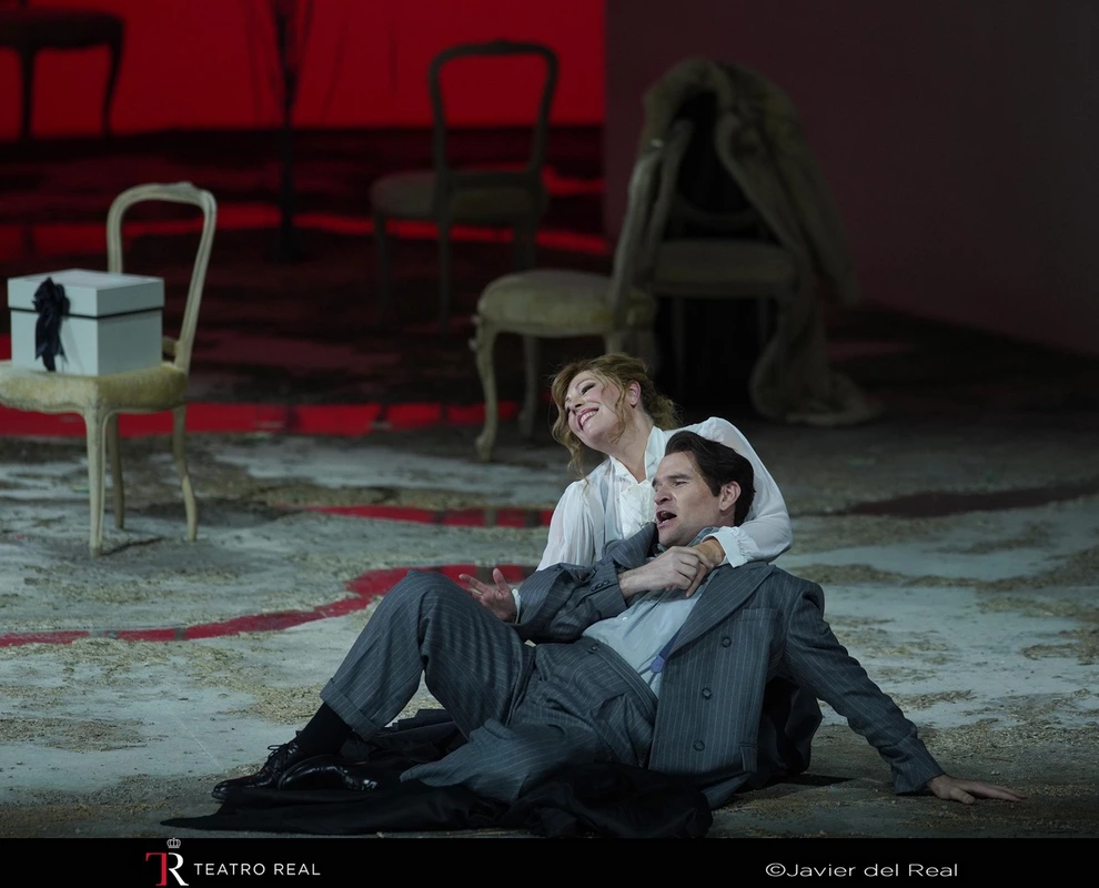 Escena de Manon Lescaut de Puccini en el Teatro Real de Madrid, producción de Carlos Wagner