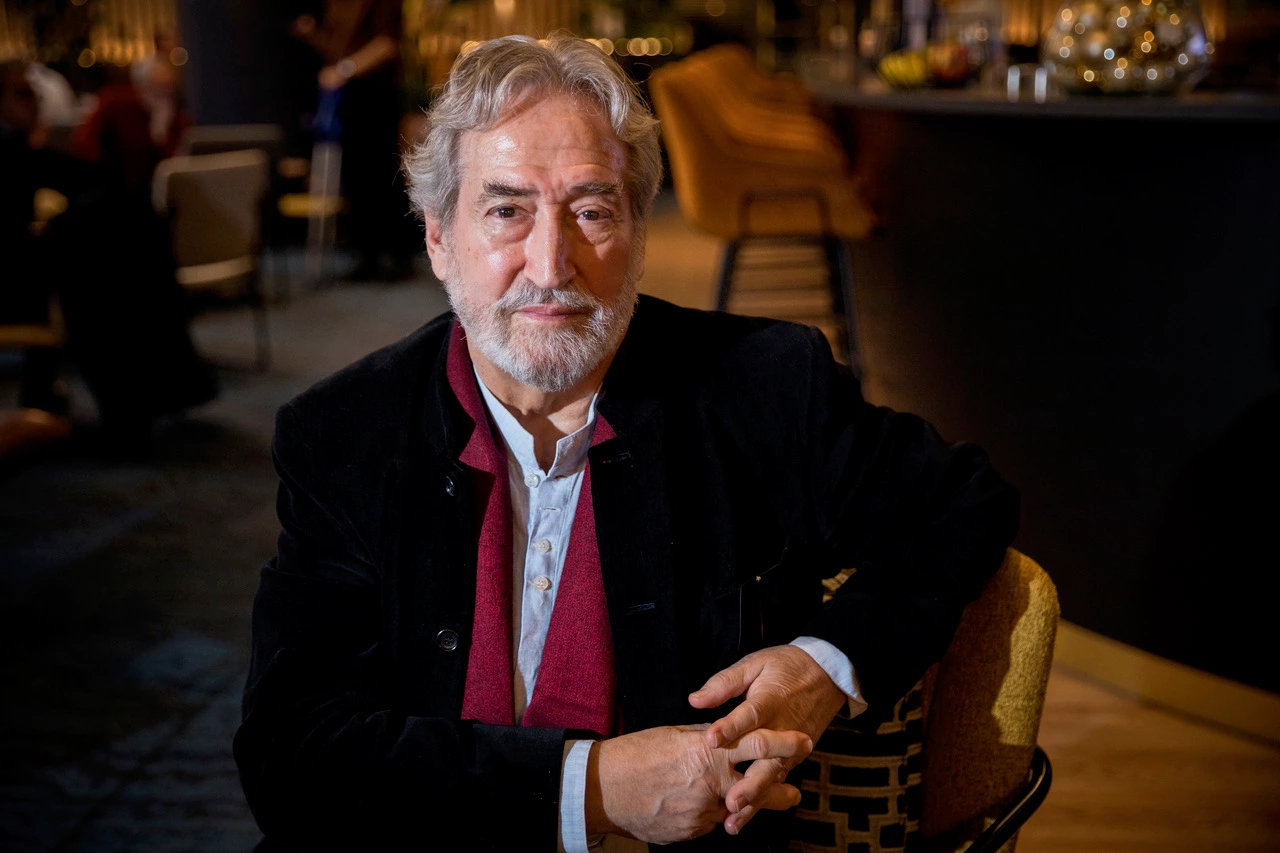 Jordi Savall: «Cuanto más complicada es la vida, más necesitamos el alimento de la música»